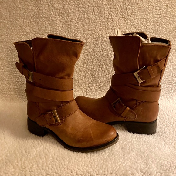 Steve Madden Brewzzer Cognac Leather Belted Boot - Picture 4 of 10